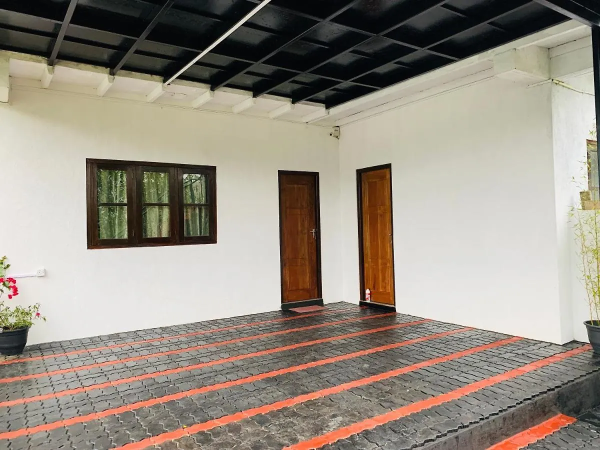 Sinora Holiday Bungalow Nuwara Eliya 0*,