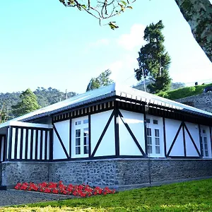 2* Bed & Breakfast 26 Loversleap Cottage